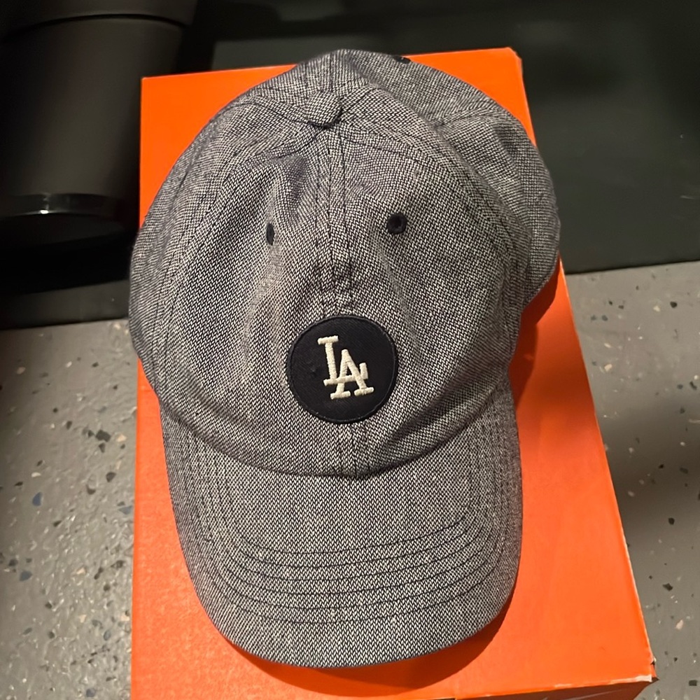 47 women dodger hat